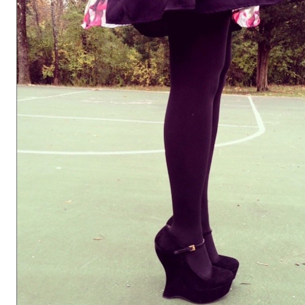 Prada platform pumps - Picture 2 of 7